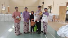 Penyaluran Bantuan Pangan Tahun 2026 di Kalurahan Sumbergiri